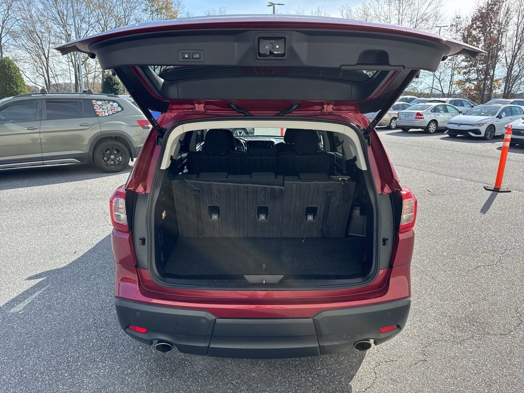 Used 2023 Subaru Ascent Premium w/ Convenience Package image 11