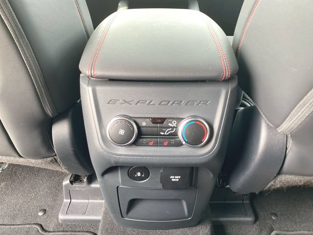 Used 2025 Ford Explorer ST AWD/4WD image 21