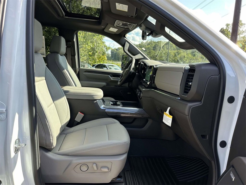 New 2026 Chevrolet Silverado 3500 LTZ w/ Z71 Chrome Sport Edition image 11