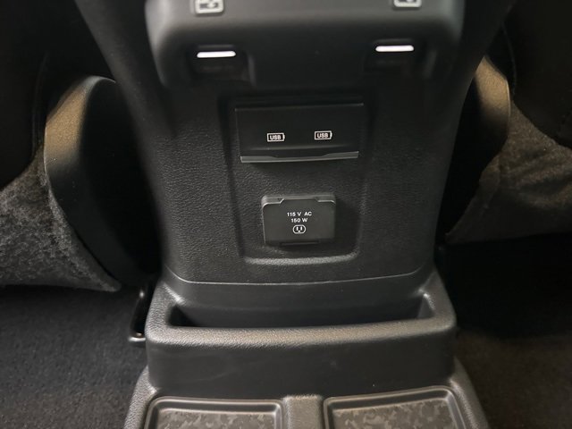 Used 2023 Jeep Wrangler Unlimited Sahara w/ Cold Weather Group image 34