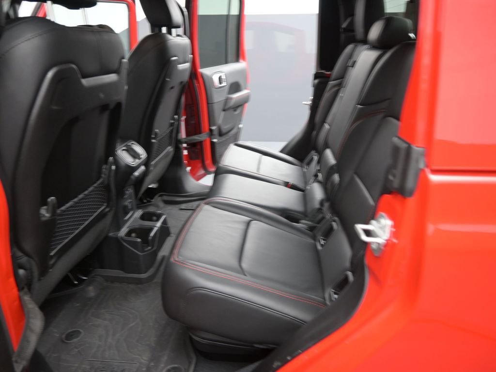 Used 2024 Jeep Gladiator Rubicon AWD/4WD image 13