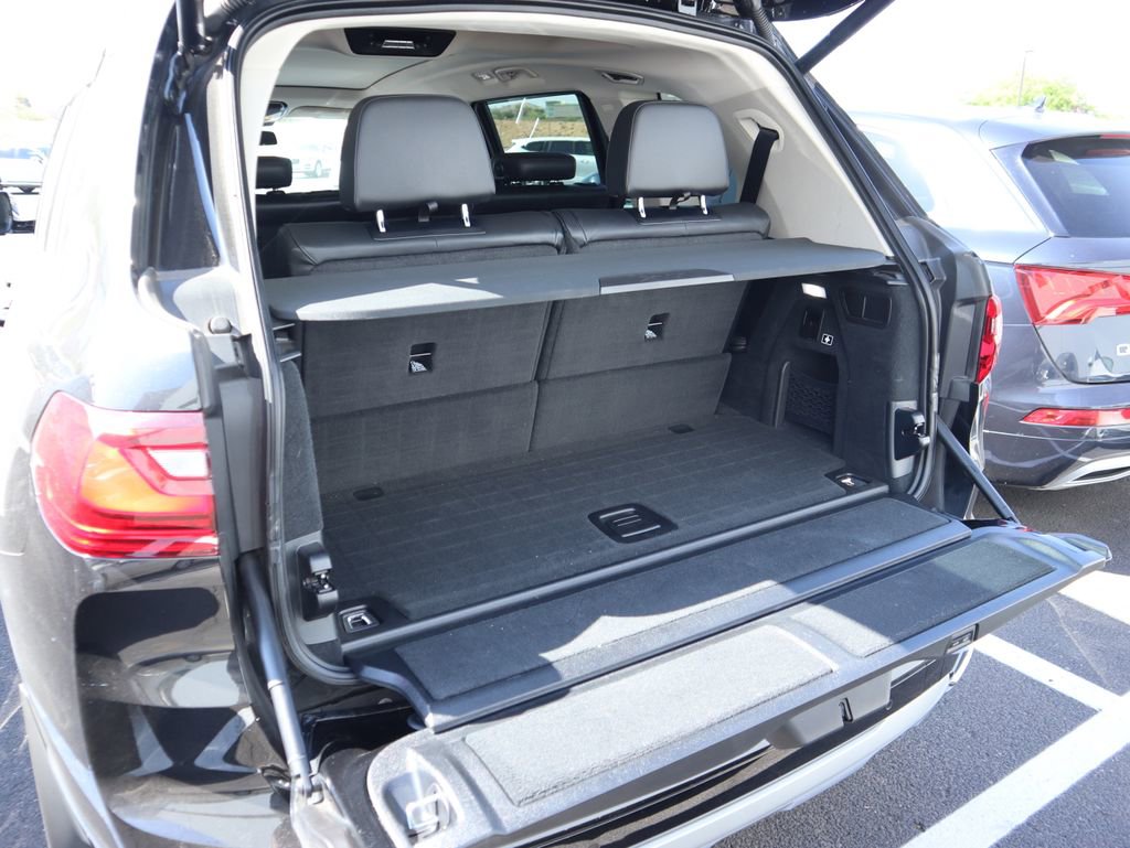 Used 2022 BMW X7 xDrive40i w/ Premium Package AWD/4WD image 12
