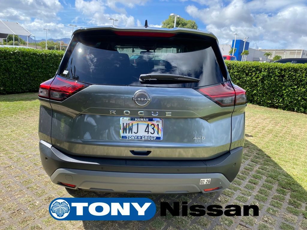 Used 2023 Nissan Rogue S image 6