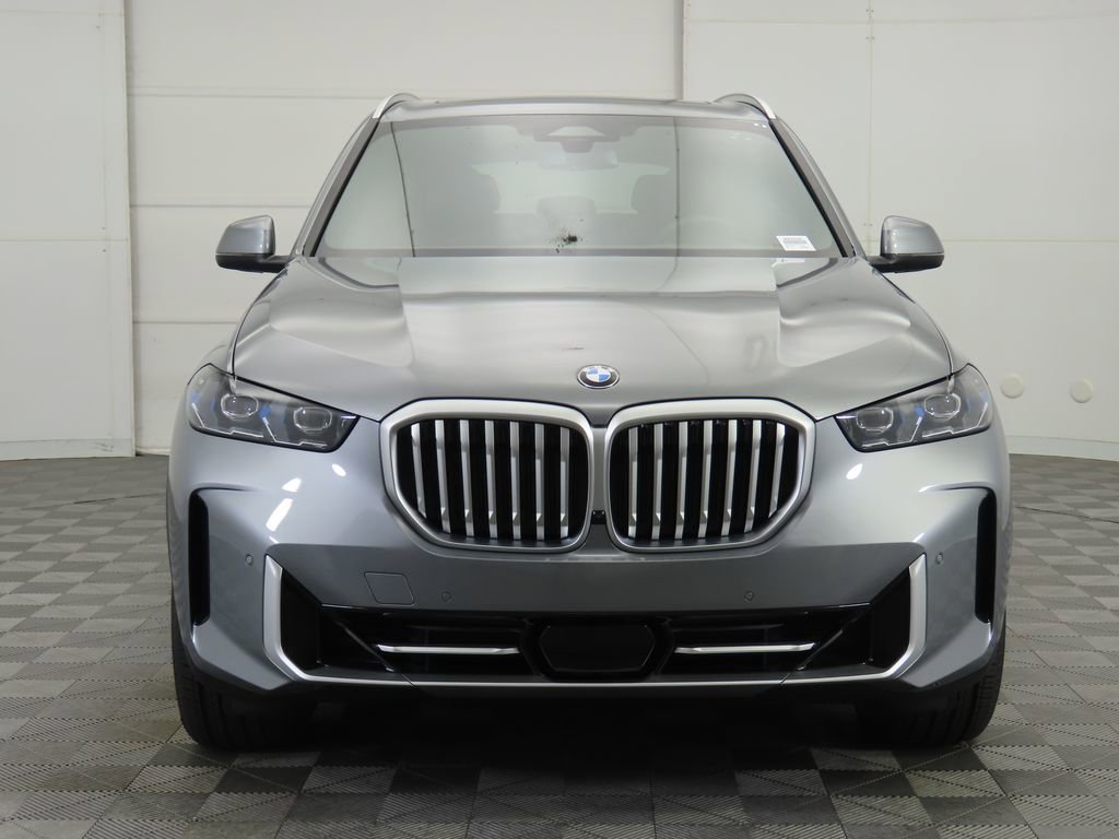 Certified 2026 BMW X5 sDrive40i w/ Parking Assistance Package RWD image 3