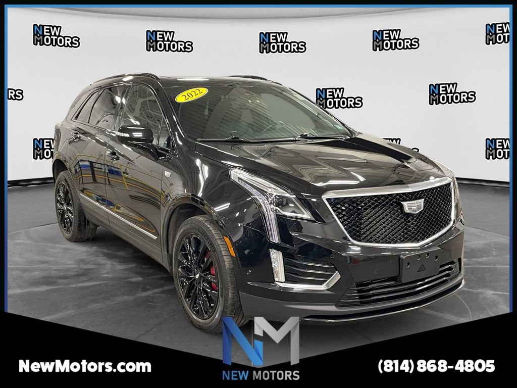 Used 2022 Cadillac XT5 Sportv w/ LPO, ONYX Package AWD/4WD image 7