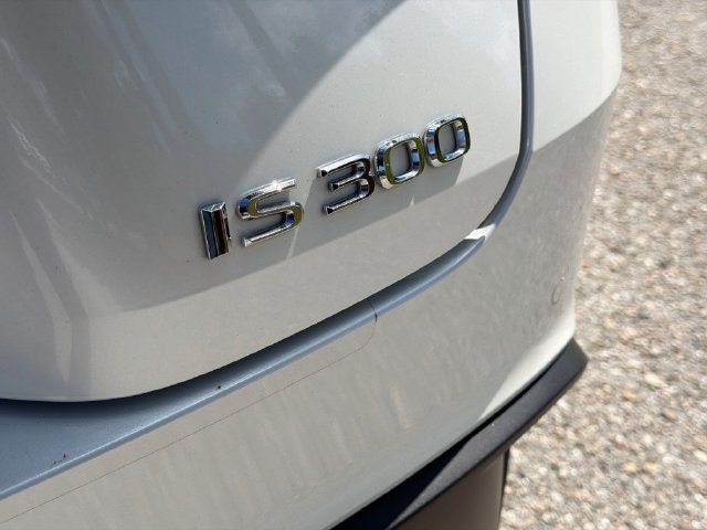 Used 2024 Lexus IS 300 w/ Comfort Package RWD image 11