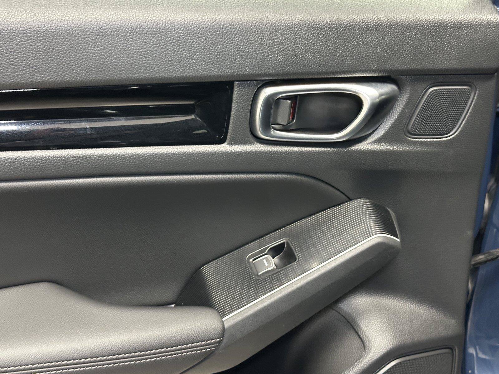 Used 2025 Honda Civic Sport Touring image 31