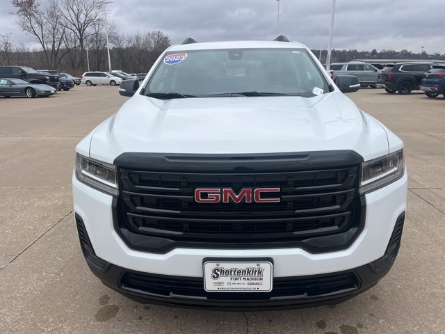 Used 2023 GMC Acadia SLE w/ Driver Convenience Package image 9