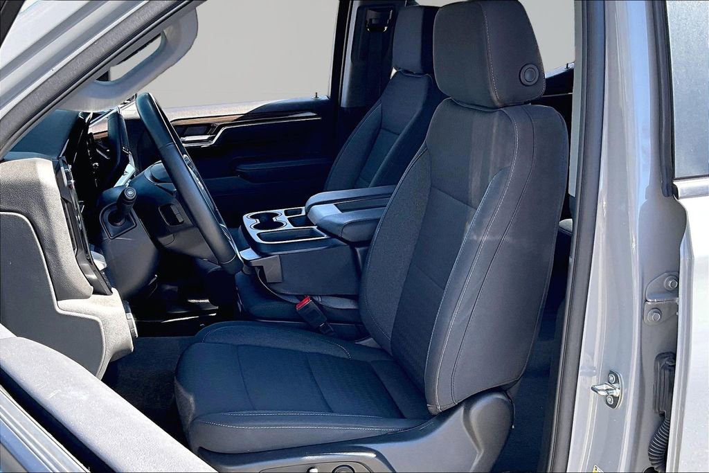 Used 2024 Chevrolet Silverado 1500 LT image 15