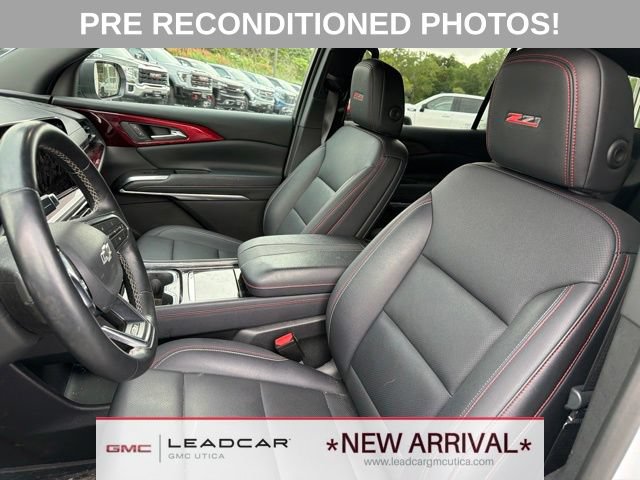 Used 2025 Chevrolet Traverse Z71 w/ LPO, Floor Liner Package AWD/4WD image 25