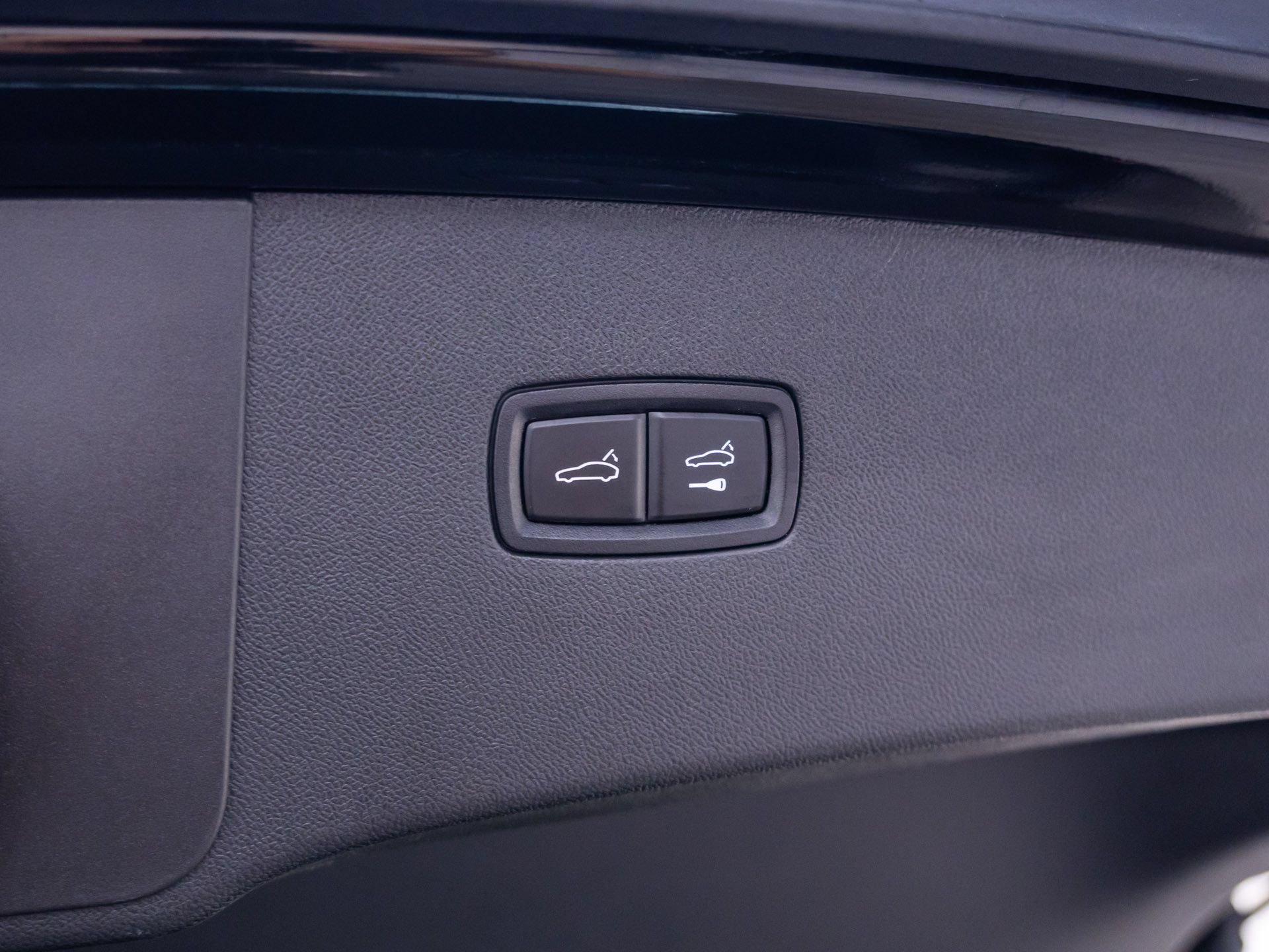 Used 2024 Porsche Cayenne S AWD/4WD image 35