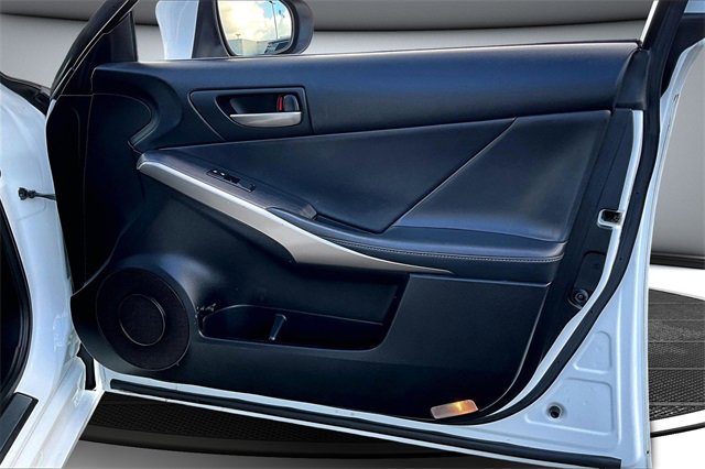 Used 2020 Lexus IS 300 F Sport image 27