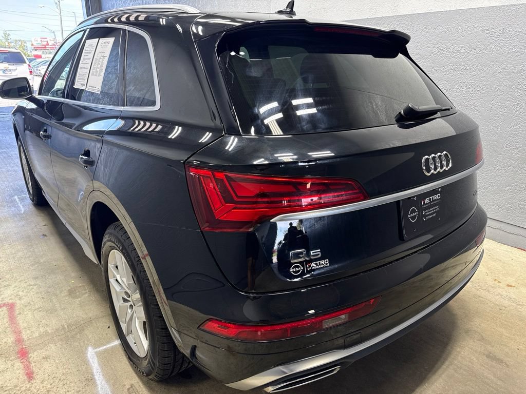 Used 2023 Audi Q5 2.0T Premium w/ Convenience Package AWD/4WD image 8