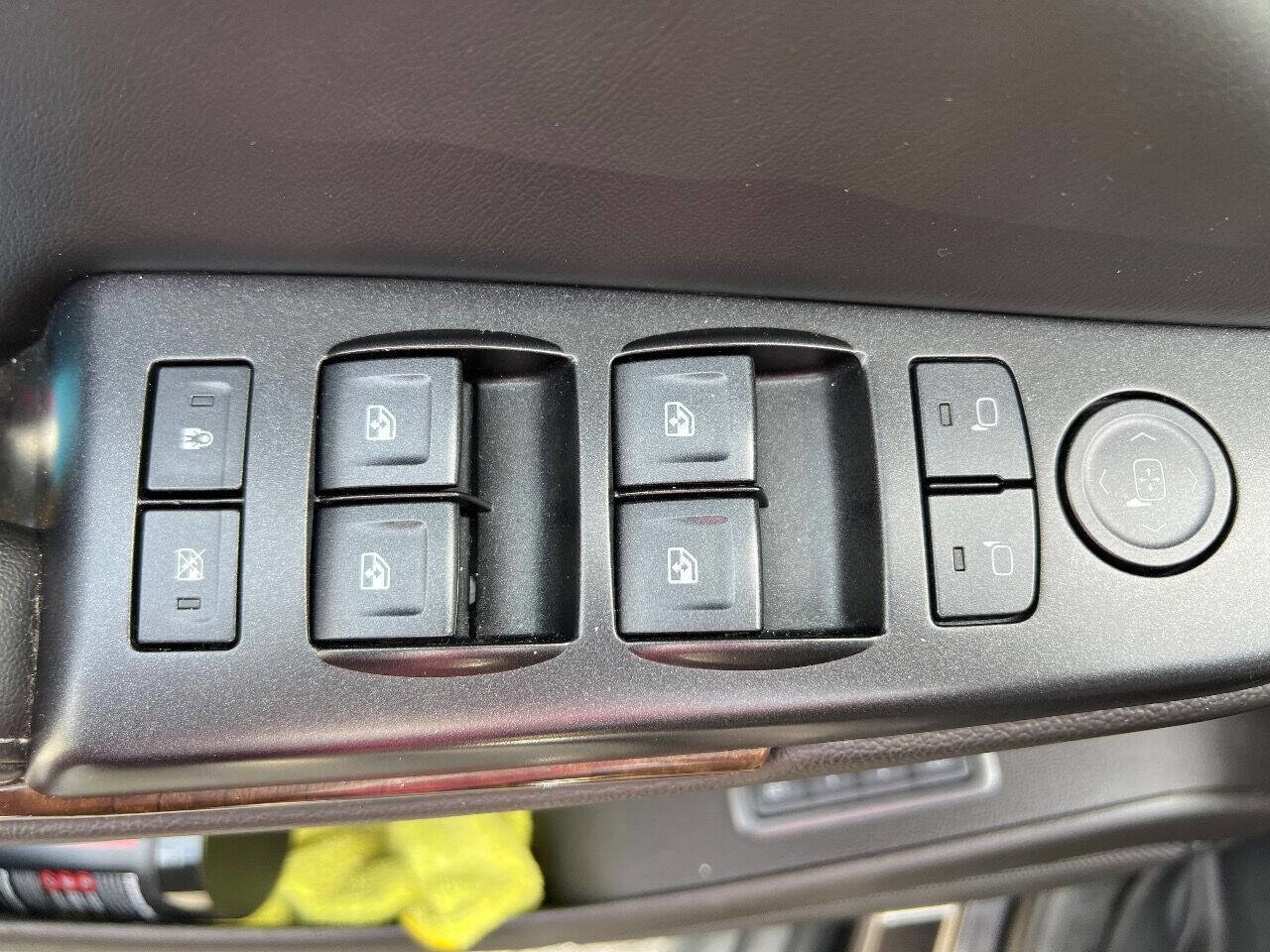 Used 2016 Chevrolet Tahoe LT image 16