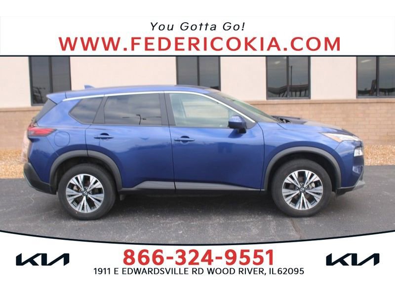 Used 2023 Nissan Rogue SV image 1