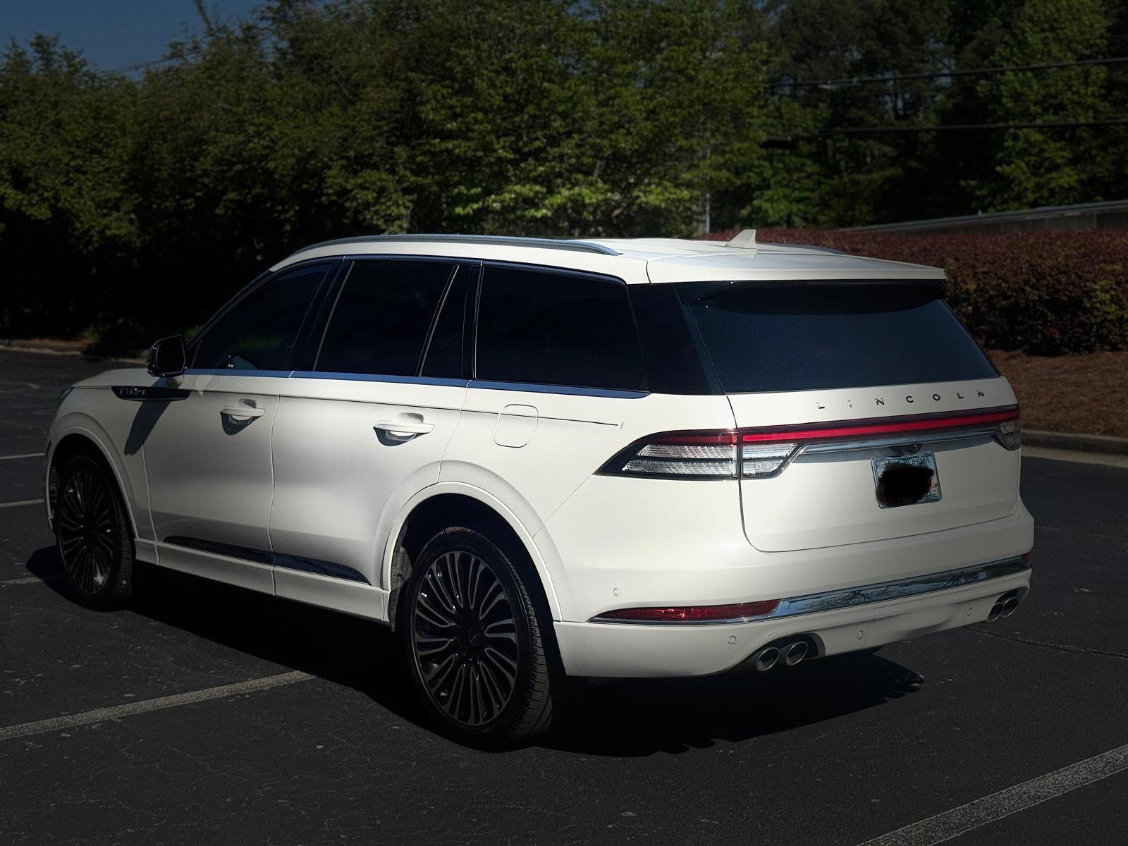 Used 2022 Lincoln Aviator Black Label w/ Dynamic Handling Package AWD/4WD image 2