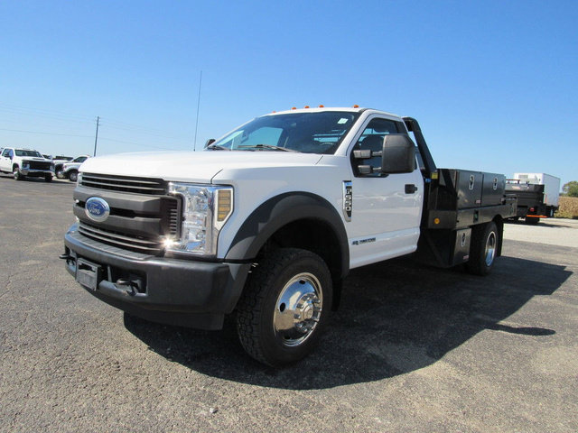 Used 2018 Ford F550 2WD Regular Cab Super Duty image 7