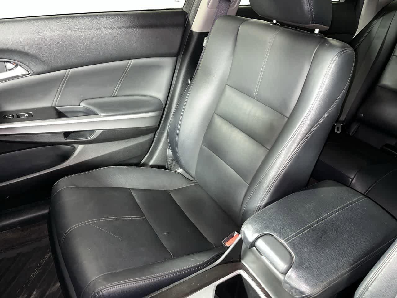 Used 2015 Honda Crosstour EX-L image 26