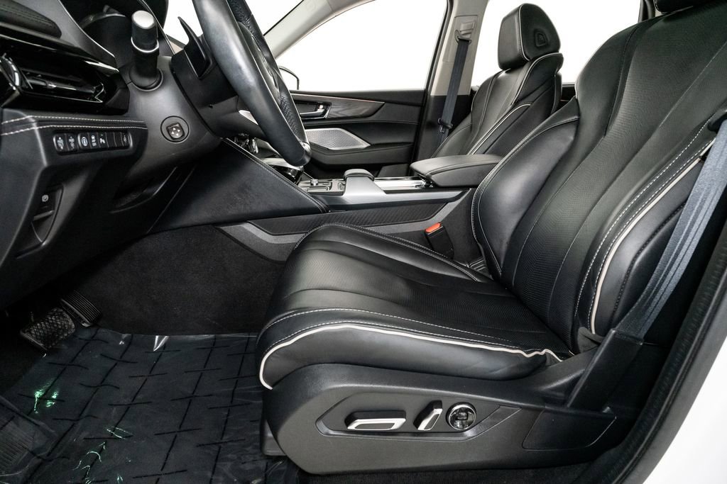 Used 2023 Acura MDX SH-AWD w/ Advance Package image 11