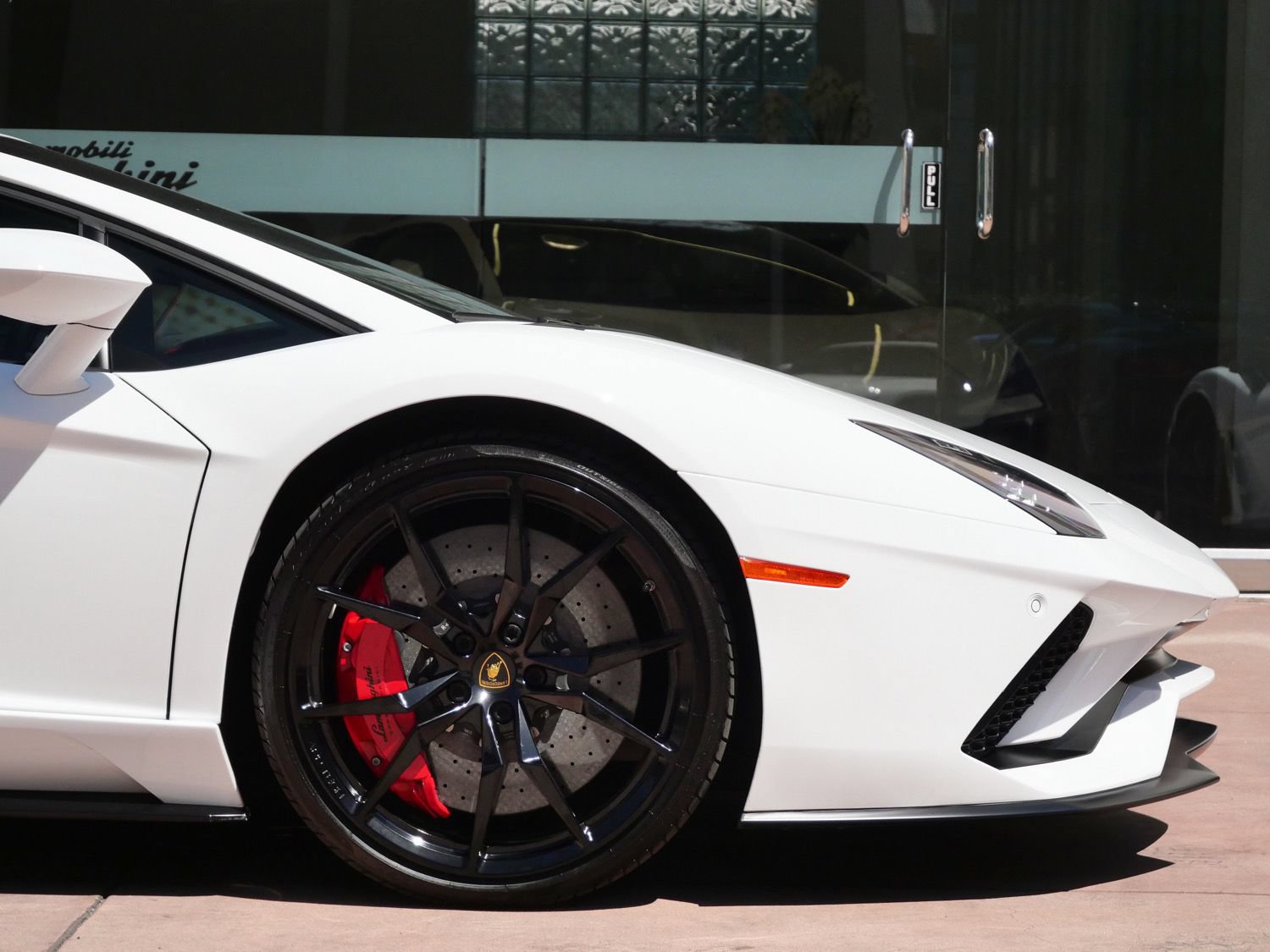 Used 2018 Lamborghini Aventador S AWD/4WD image 9