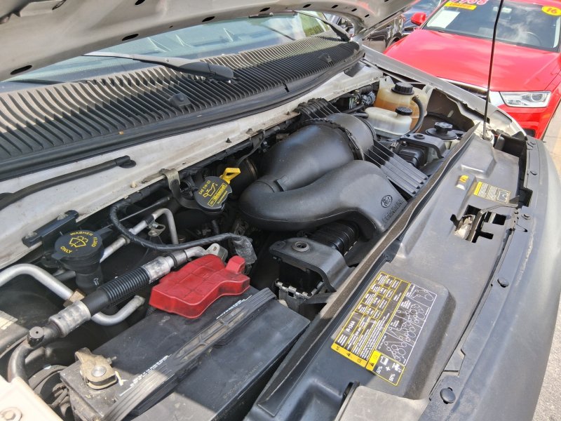 Used 2014 Ford E-150 and Econoline 150 w/ Power Group RWD image 22