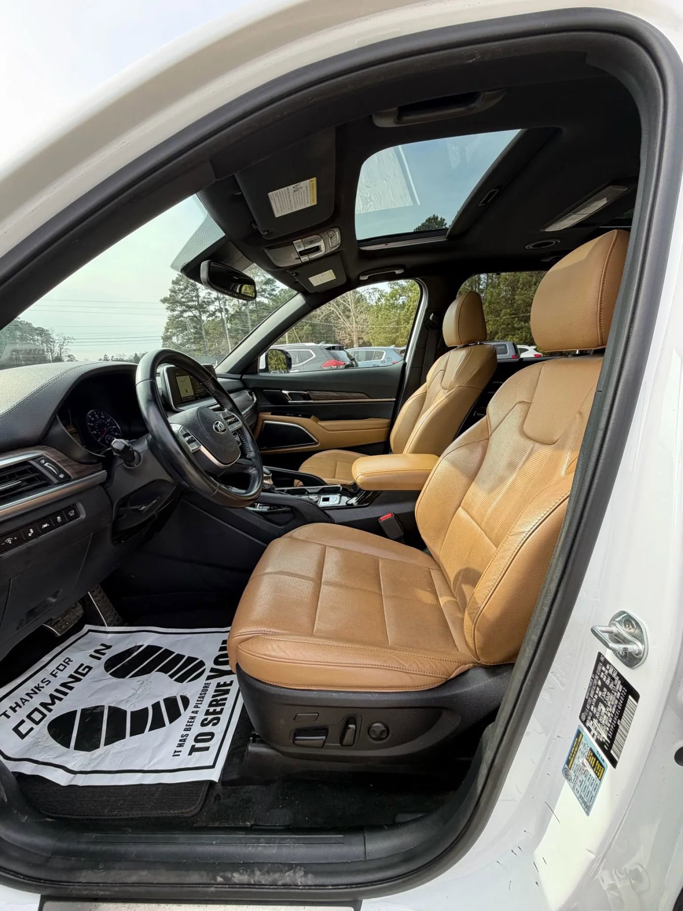 Used 2020 Kia Telluride SX w/ Towing Package image 9