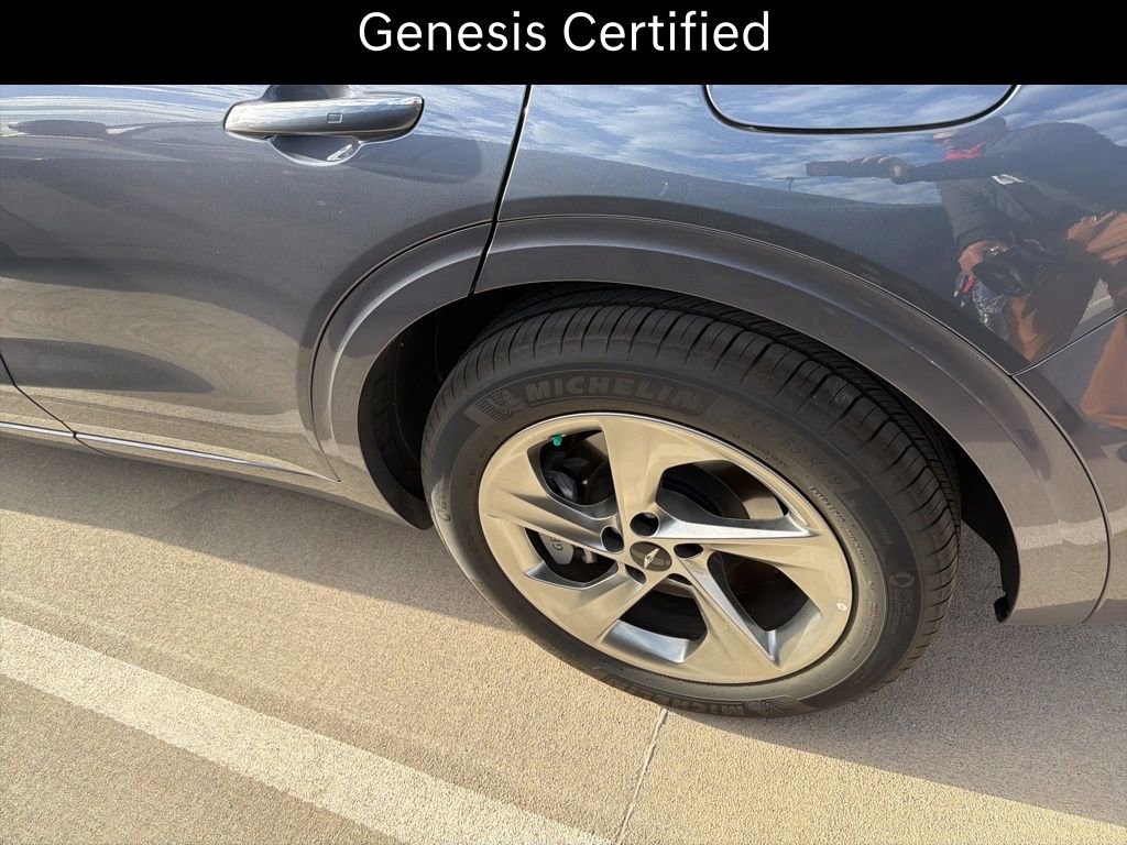 Certified 2026 Genesis GV70 2.5T Advanced AWD/4WD image 7