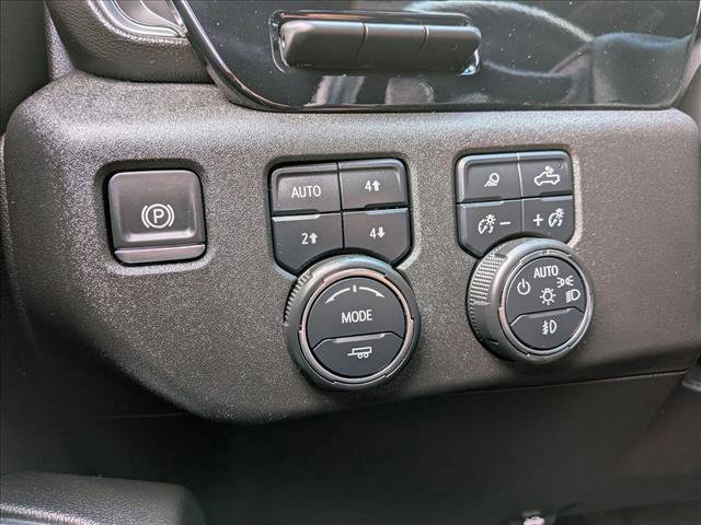 Certified 2024 Chevrolet Silverado 1500 High Country w/ High Country Premium Package AWD/4WD image 15