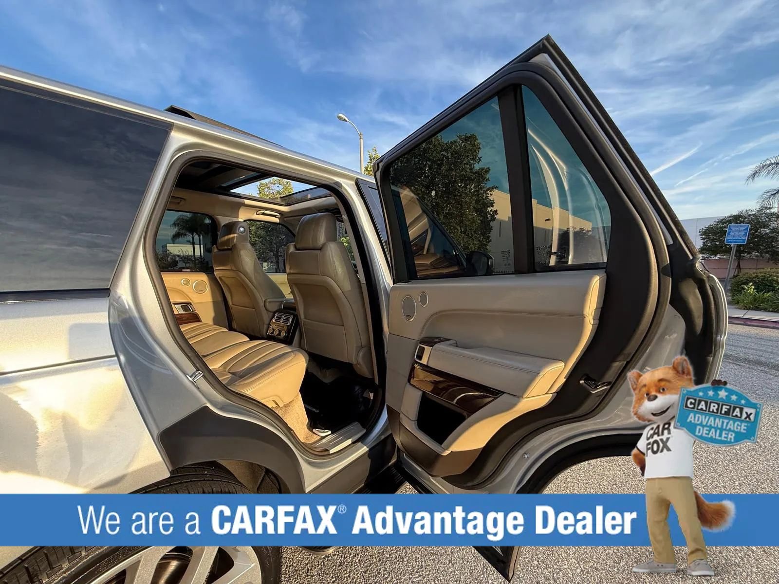 Used 2015 Land Rover Range Rover Supercharged AWD/4WD image 35