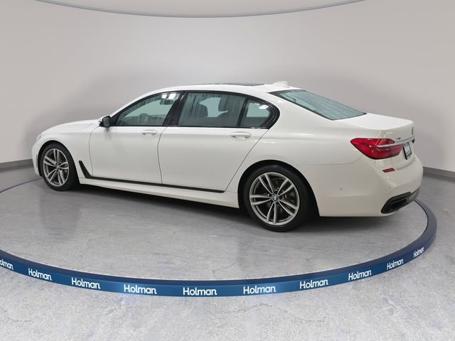 Used 2018 BMW 740i xDrive AWD/4WD image 8