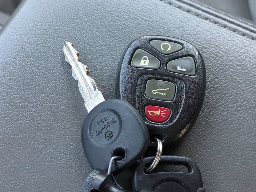 Used 2015 Chevrolet Traverse LT FWD image 26