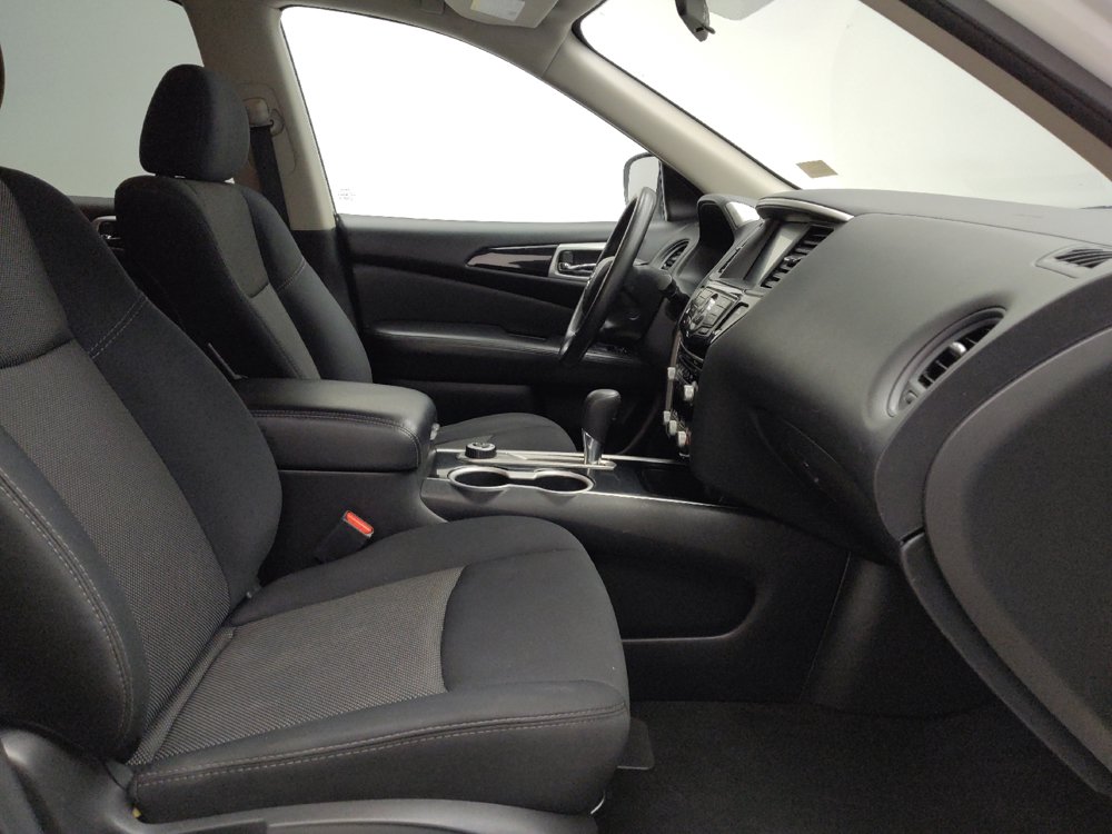 Used 2019 Nissan Pathfinder S AWD/4WD image 21