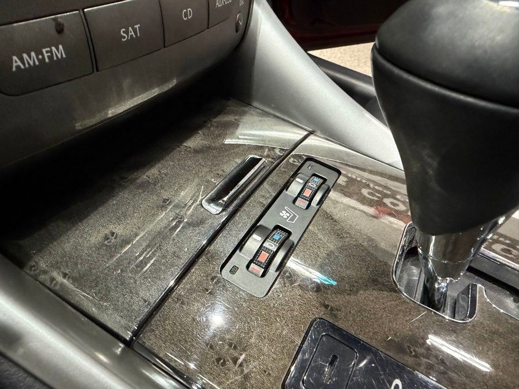 Used 2012 Lexus IS 350C w/ Luxury Pkg image 45