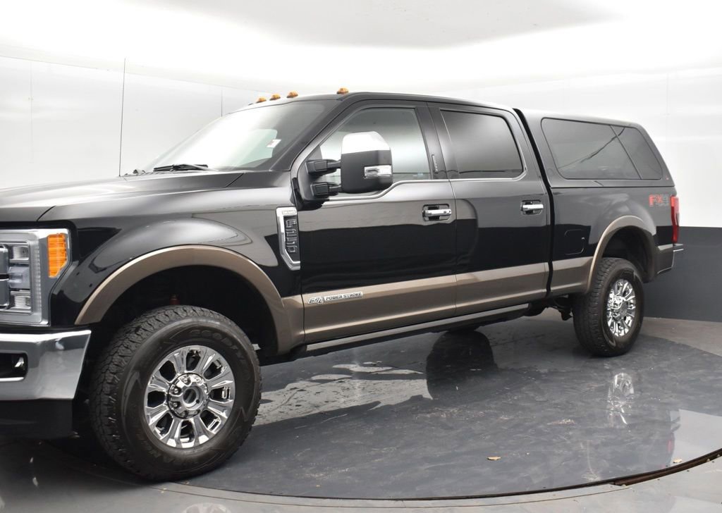 Used 2017 Ford F250 King Ranch w/ King Ranch Ultimate Package AWD/4WD image 12