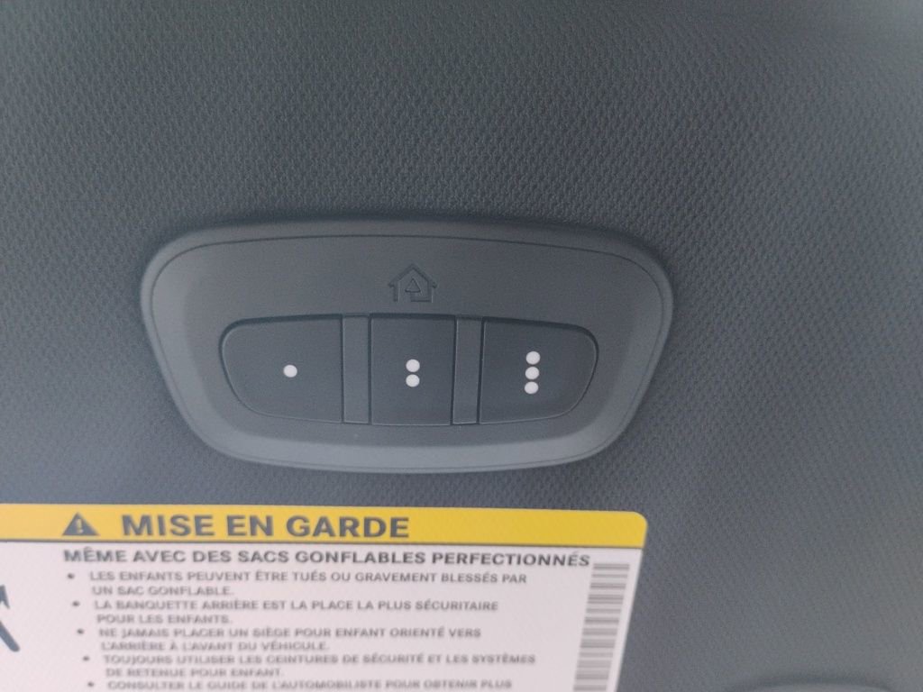 New 2026 Chrysler Pacifica Select image 43