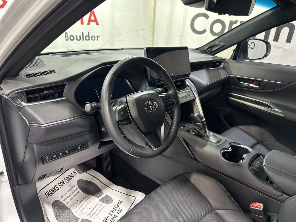 Used 2024 Toyota Venza Limited image 25