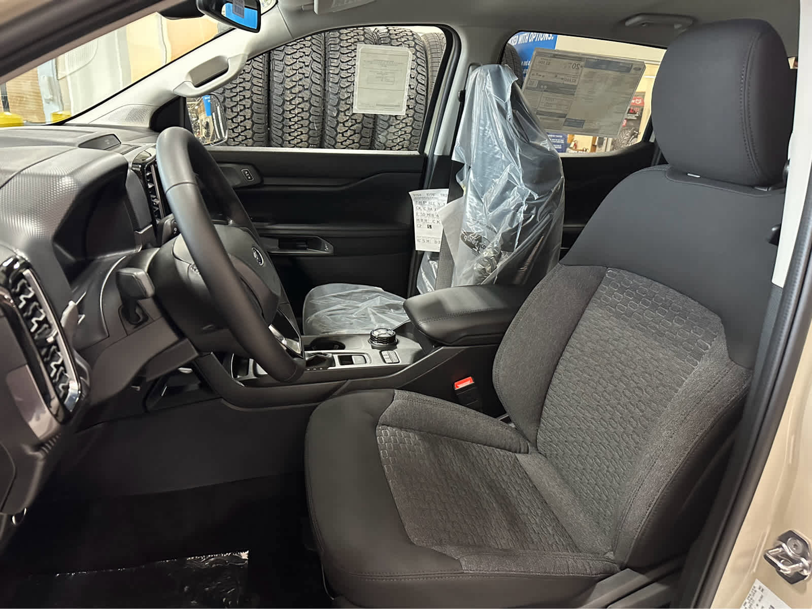 New 2025 Ford Ranger XLT w/ FX4 Off-Road Package image 42