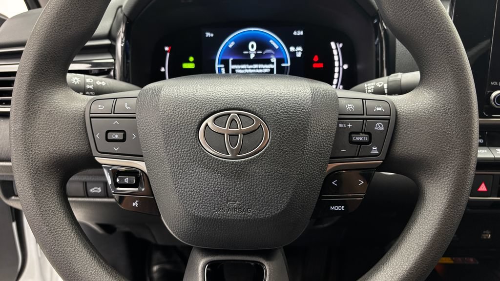 Used 2026 Toyota Camry LE FWD image 19