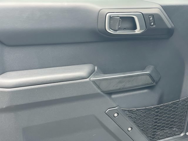 New 2026 Ford Bronco Outer Banks w/ Black Appearance Package AWD/4WD image 17