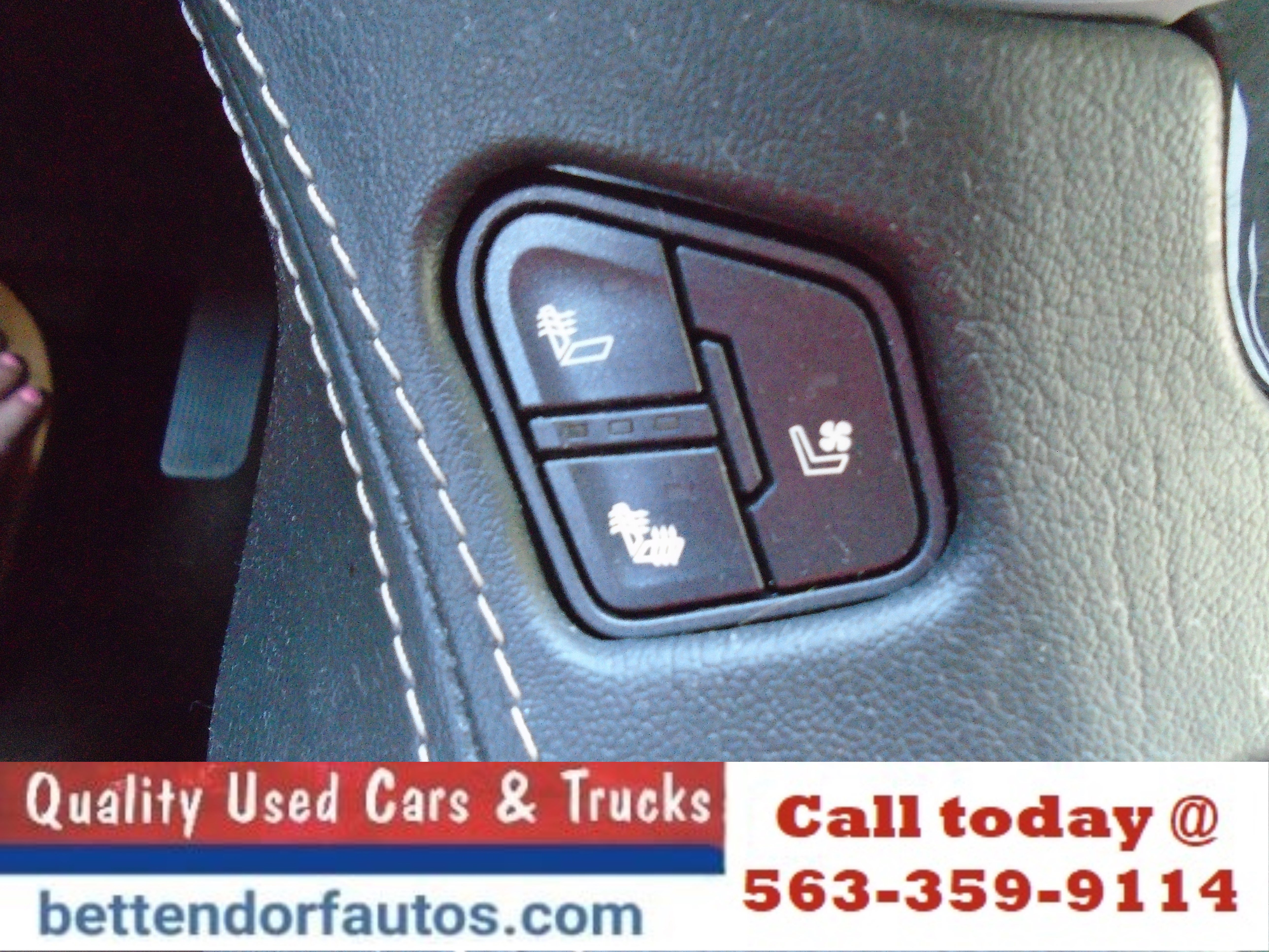 Used 2017 GMC Yukon SLT AWD/4WD image 13