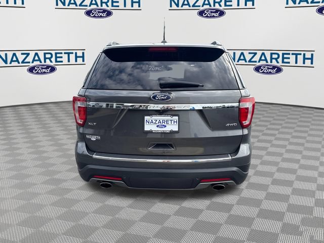 Used 2018 Ford Explorer XLT w/ Equipment Group 202A AWD/4WD image 6