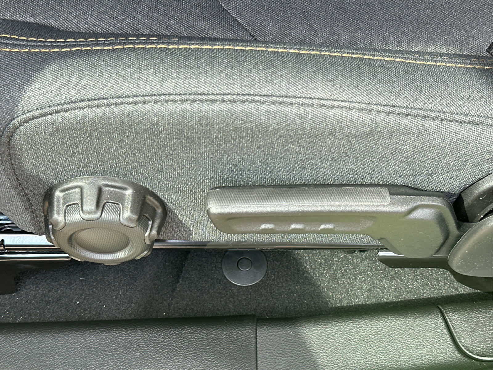 New 2025 Jeep Gladiator Sport image 32