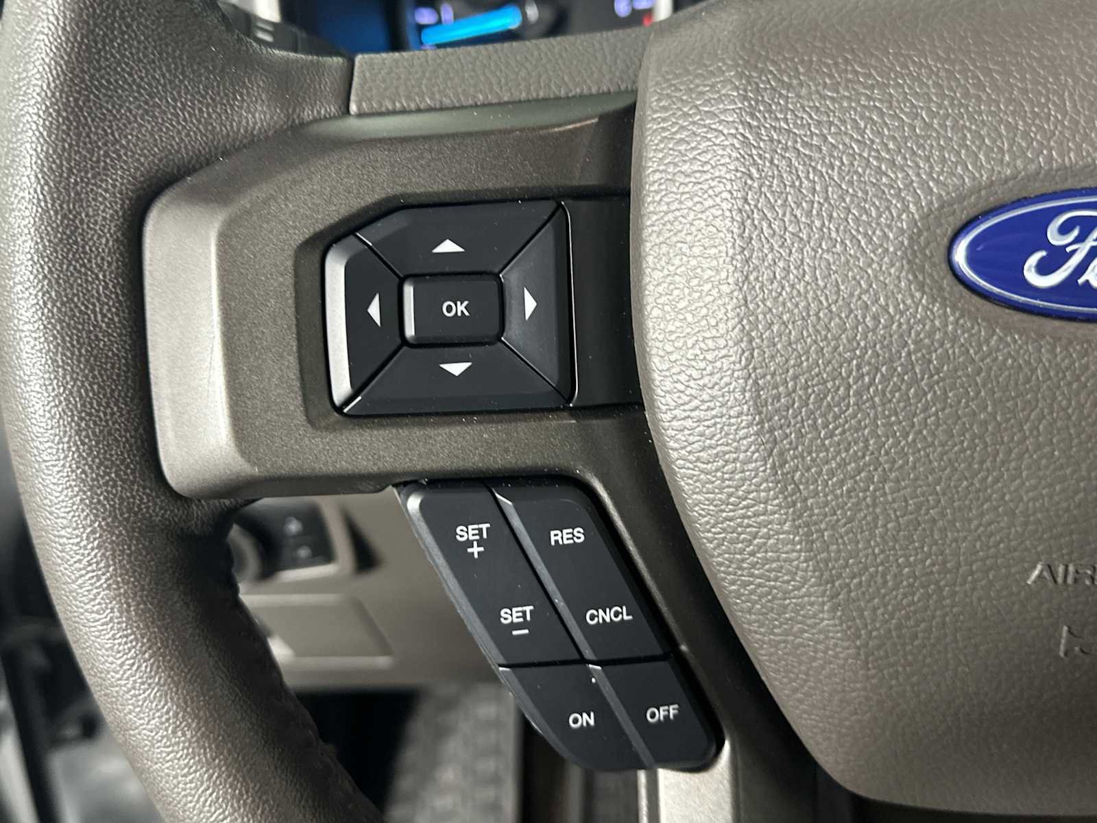 Certified 2020 Ford Expedition XLT image 27