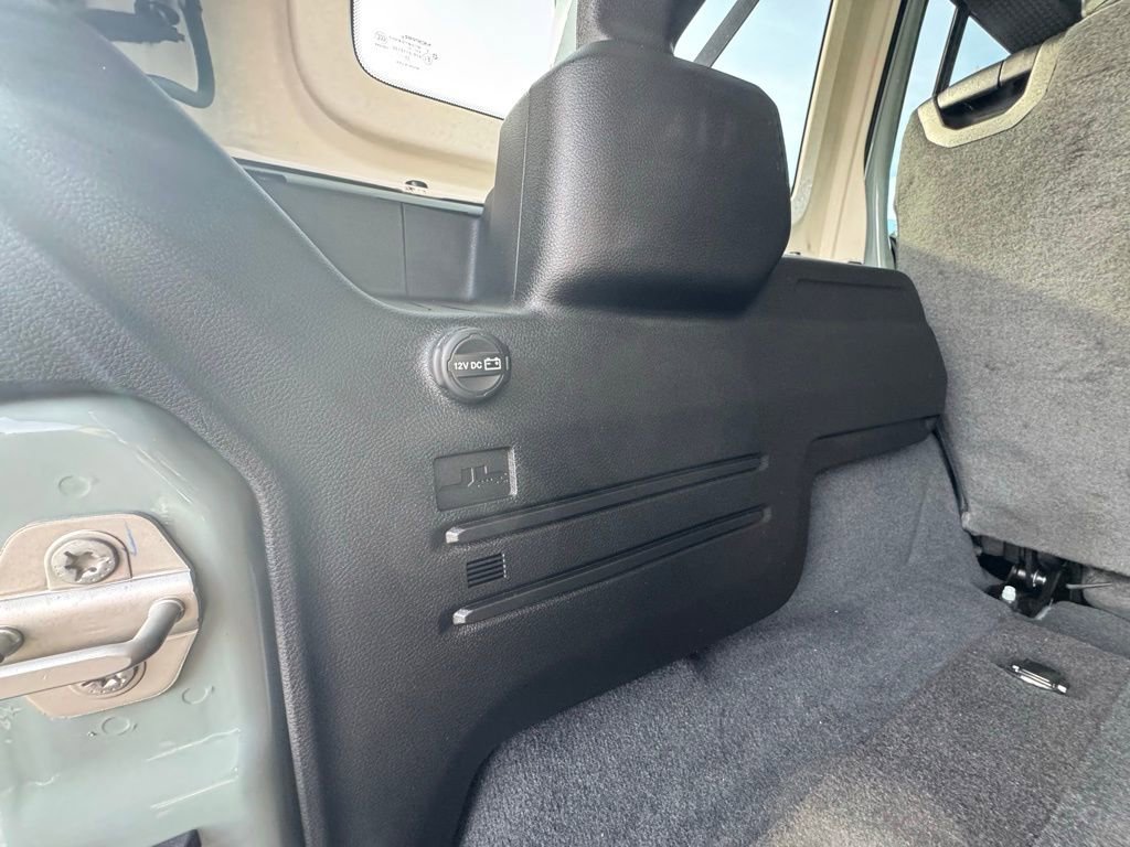Used 2024 Jeep Wrangler Willys image 37
