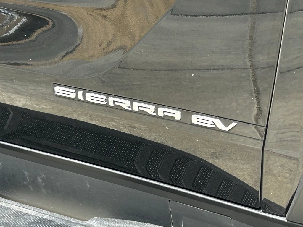 Used 2026 GMC Sierra EV Elevation AWD/4WD image 13