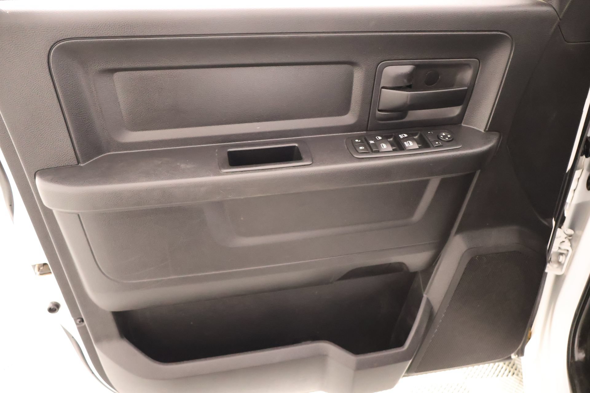 Used 2017 RAM 1500 Tradesman w/ Popular Equipment Group RWD image 12