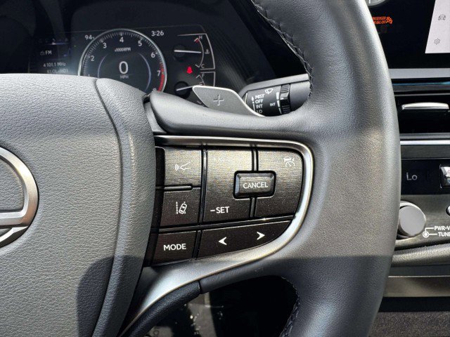Used 2023 Lexus ES 350 image 24