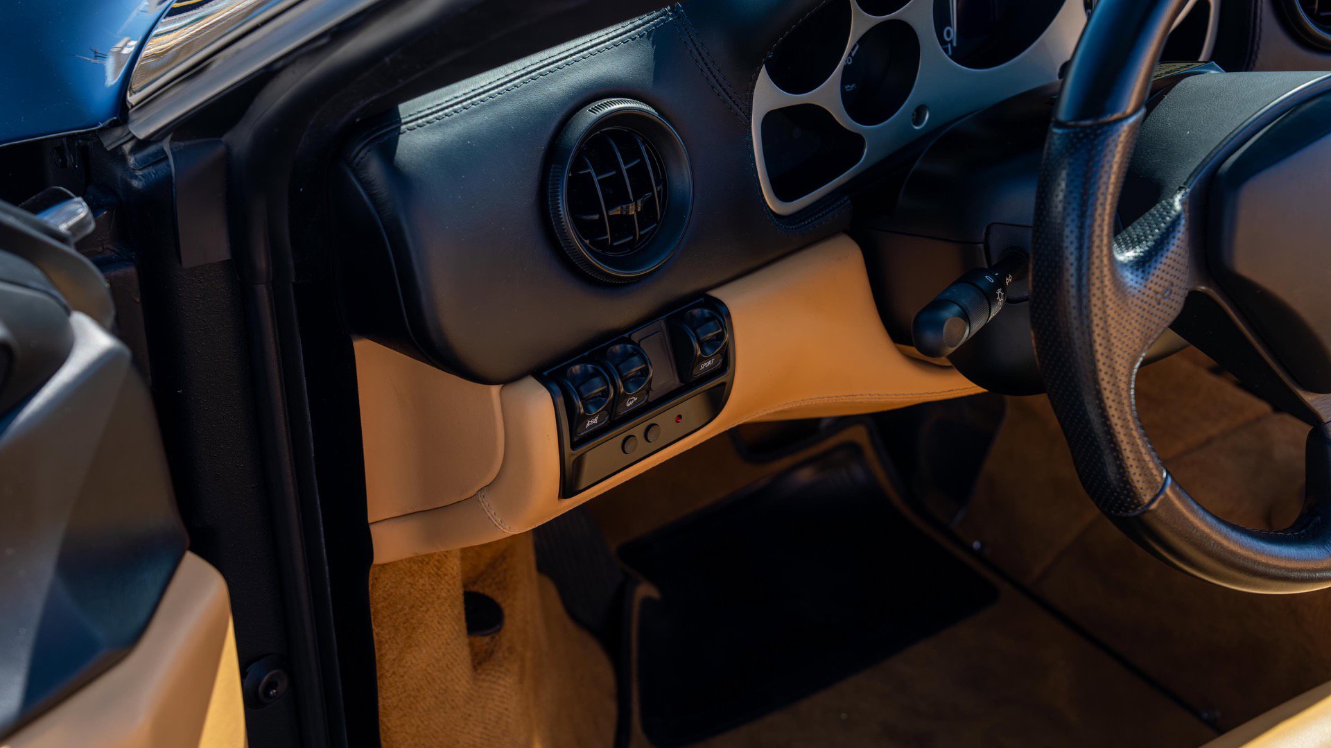 Used 2003 Ferrari 360 Spider image 40