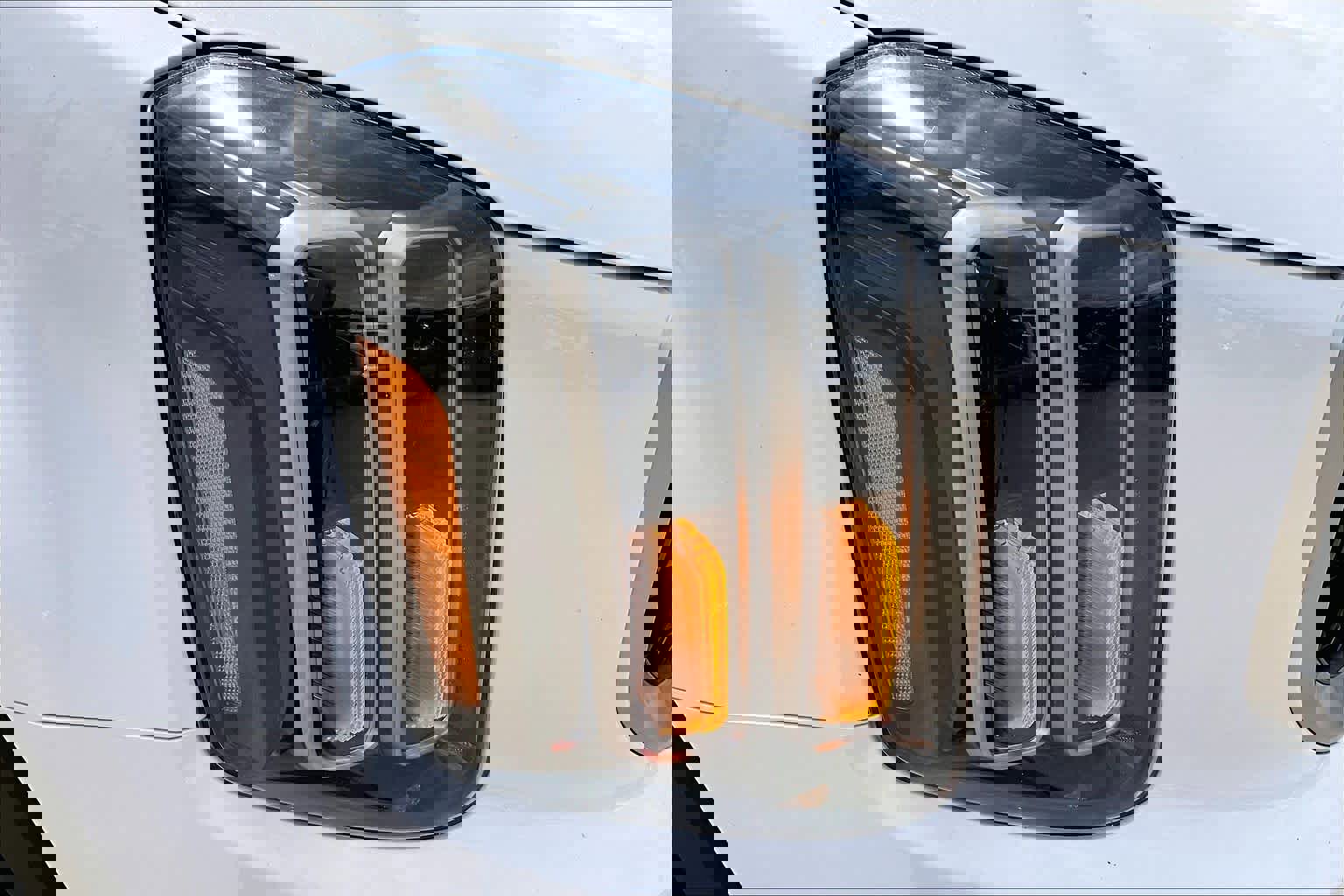 Used 2024 Kia Telluride EX w/ EX Captain's Chair Package image 27