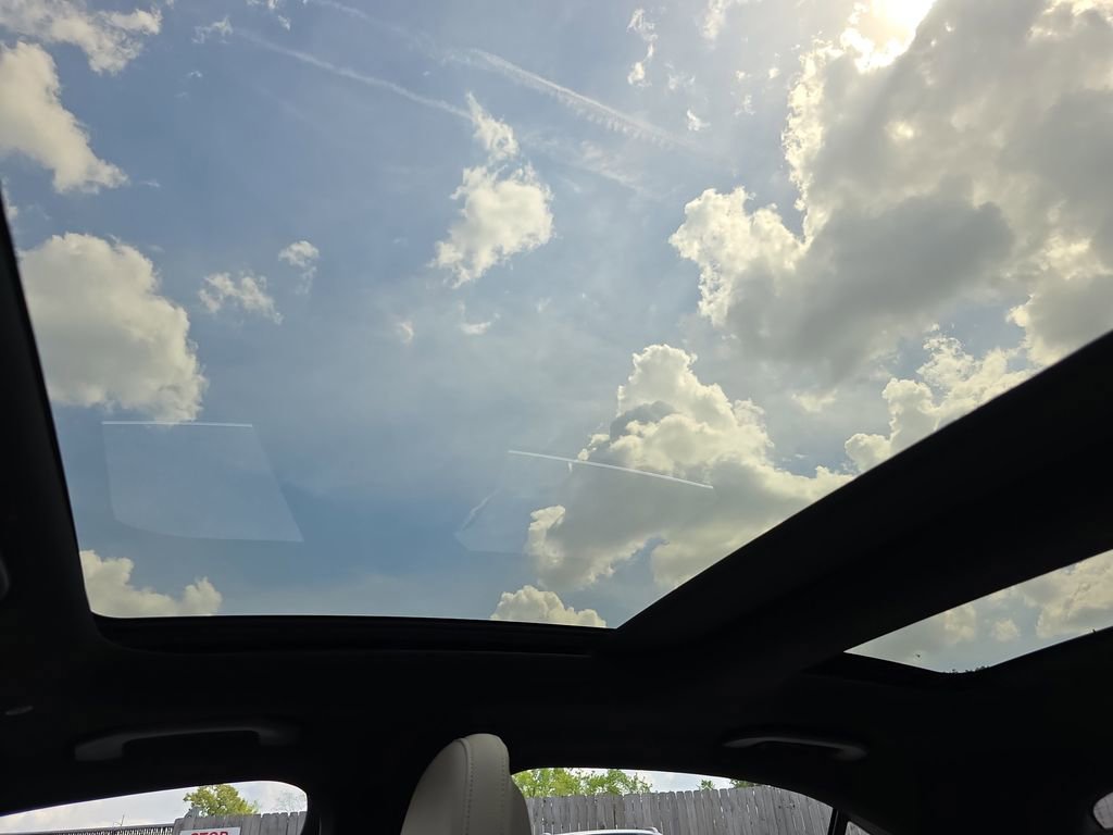 Certified 2026 Mercedes-Benz C 300 4MATIC Sedan image 29